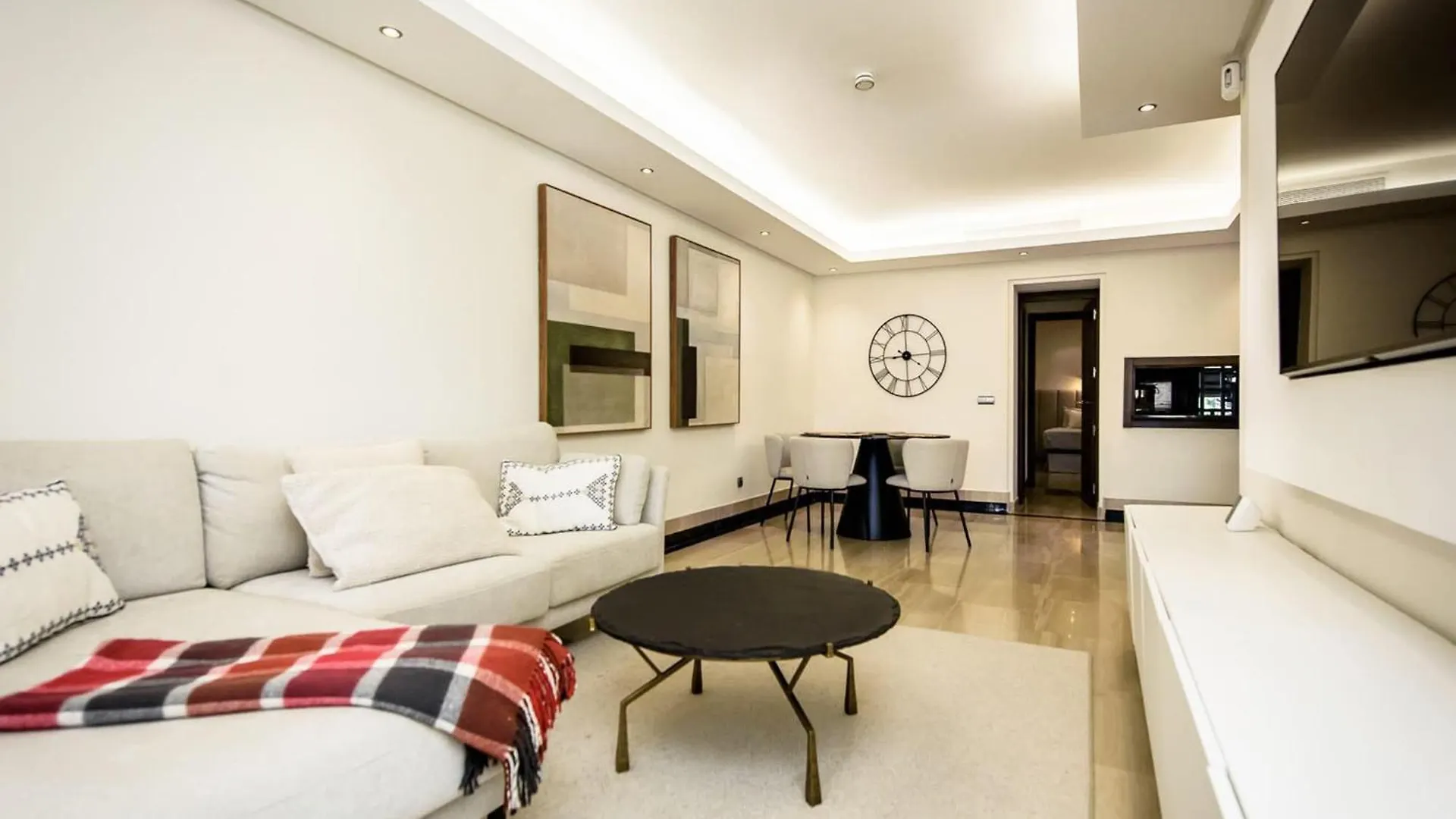 Seaview Elegance Apartment - 에스테포나 스페인